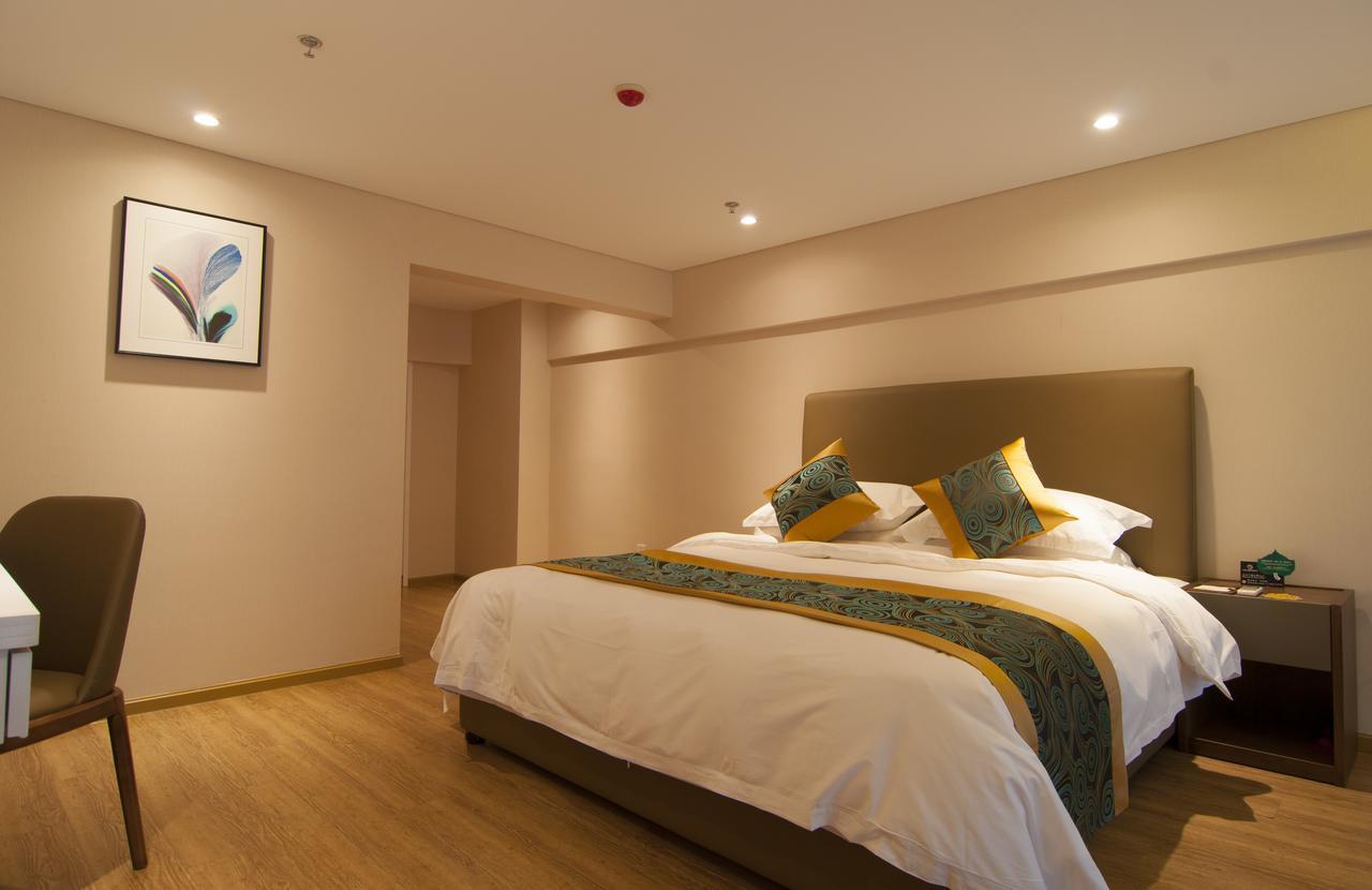 Home Plus Suite Hotel And Apartment Vuhan Dış mekan fotoğraf