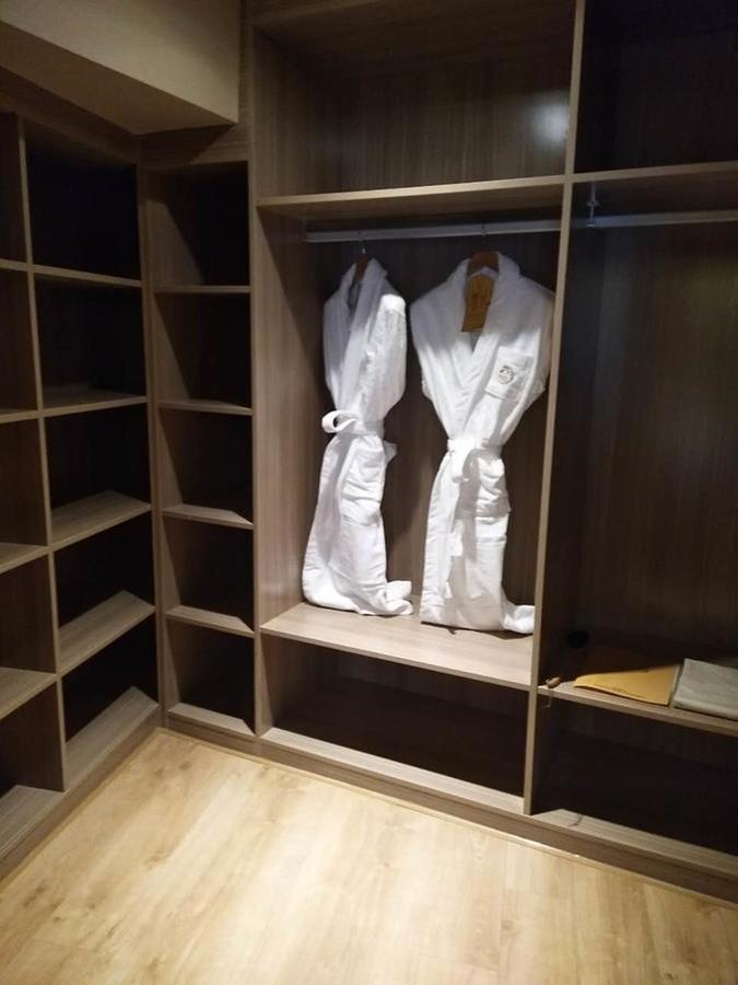 Home Plus Suite Hotel And Apartment Vuhan Dış mekan fotoğraf