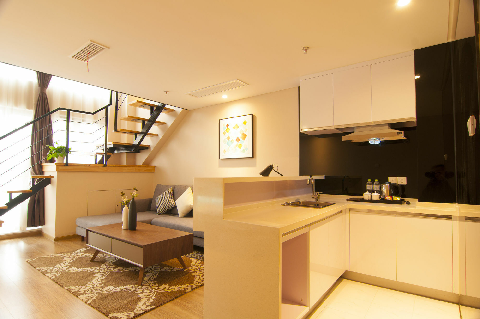 Home Plus Suite Hotel And Apartment Vuhan Dış mekan fotoğraf