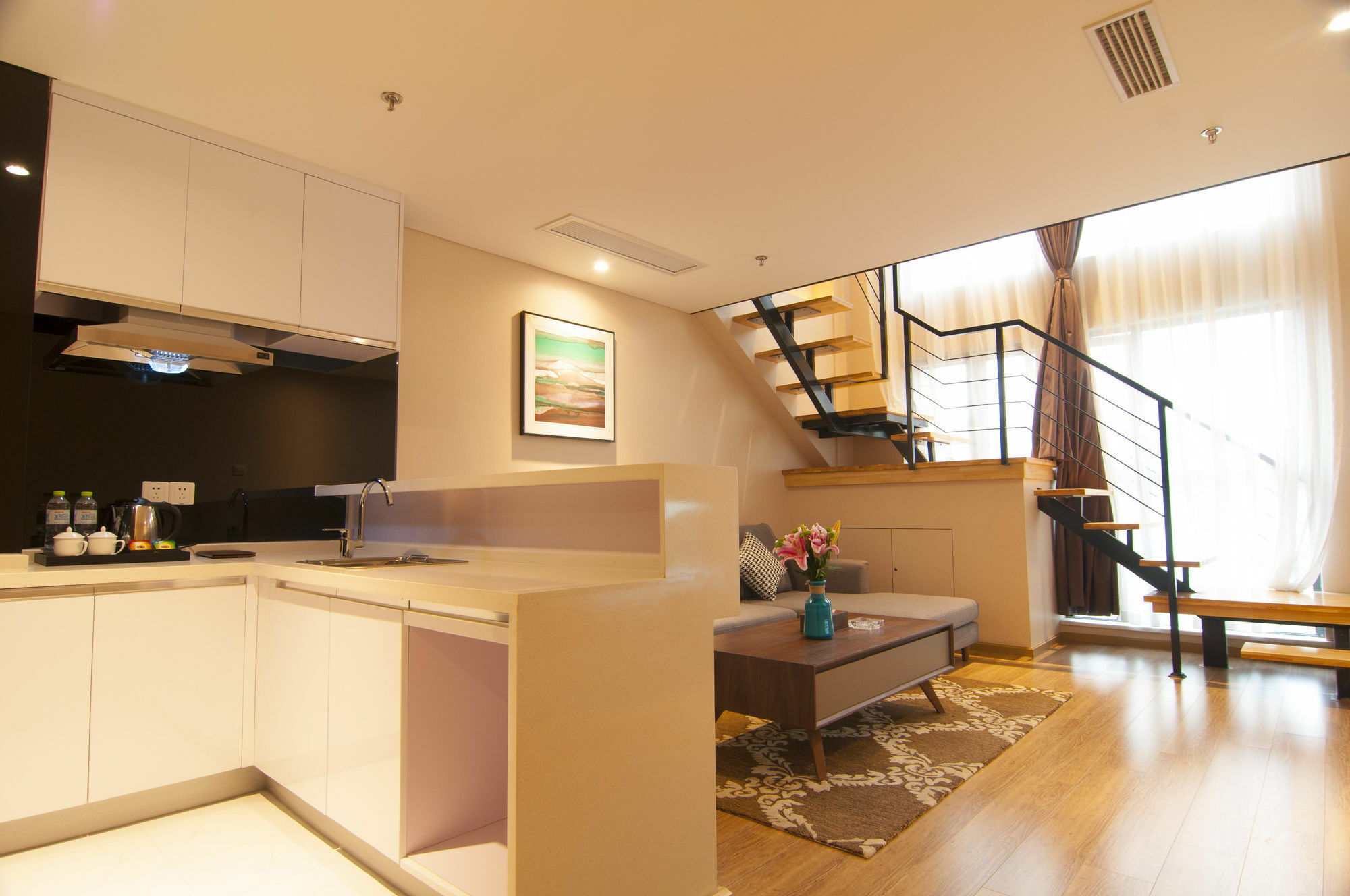 Home Plus Suite Hotel And Apartment Vuhan Dış mekan fotoğraf