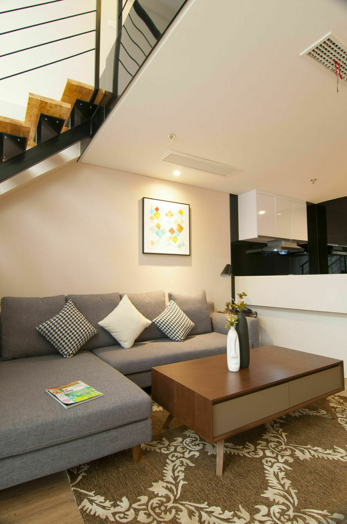 Home Plus Suite Hotel And Apartment Vuhan Dış mekan fotoğraf
